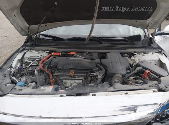 1HGCV3F95JA010039 2018 HONDA ACCORD Белый Вид сзади