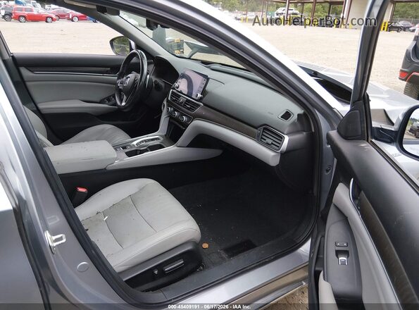 1HGCV3F98LA013682 2020 HONDA ACCORD HYBRID Blue Front interior view