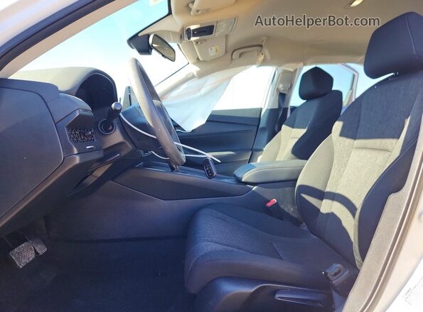 1HGCY1F24PA036865 2023 HONDA ACCORD Белый Вид салона спереди