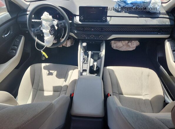 1HGCY1F26RA056540 2024 HONDA ACCORD Red Vista del salpicadero