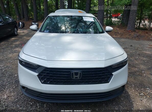1HGCY1F27RA027189 2024 HONDA ACCORD White Vista interior trasera