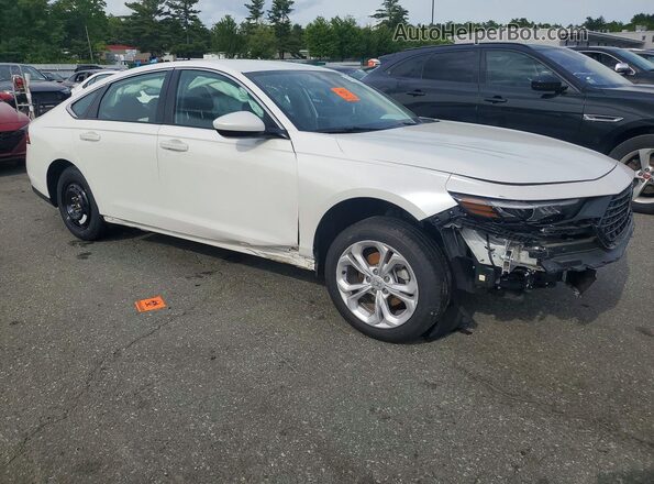 1HGCY1F27SA017574 2025 HONDA ACCORD White Front right