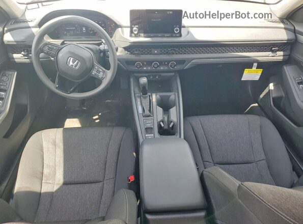 1HGCY1F29SA004552 2025 HONDA ACCORD Gray Вид панелі приладів