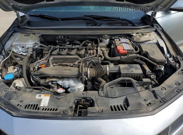 1HGCY1F33RA007661 2024 HONDA ACCORD Silver Սալոնի հետևի տեսք