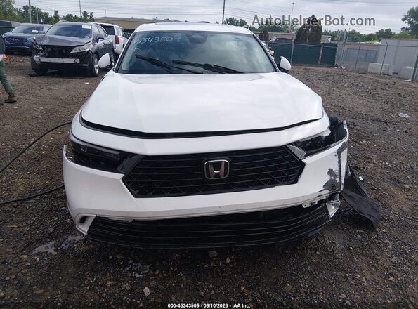 1HGCY1F34PA012168 2023 HONDA ACCORD White Vista interior trasera