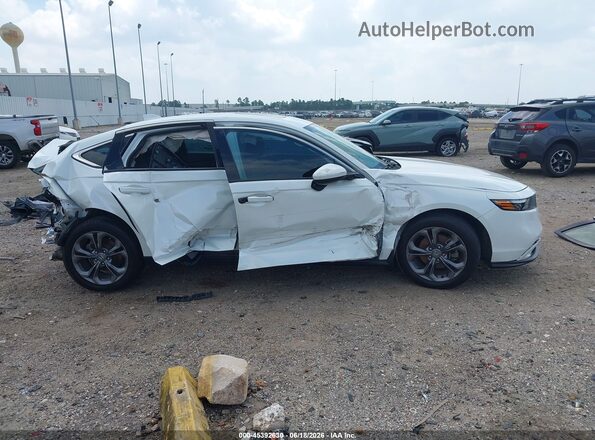 1HGCY1F36RA044610 2024 HONDA ACCORD White 360 interior view