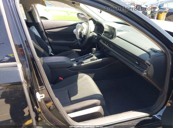 1HGCY1F38PA022170 2023 HONDA ACCORD Black Вид салону спереду