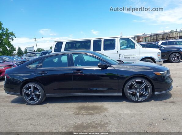 1HGCY1F40TA038155 2026 HONDA ACCORD Black Widok wnętrza z tyłu