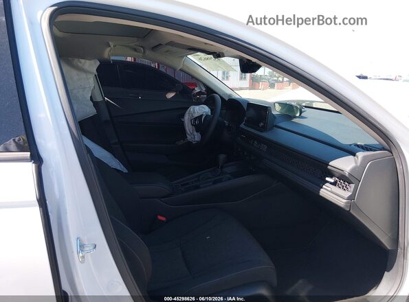 1HGCY1F42SA022926 2025 HONDA ACCORD White წინა სალონის ხედი
