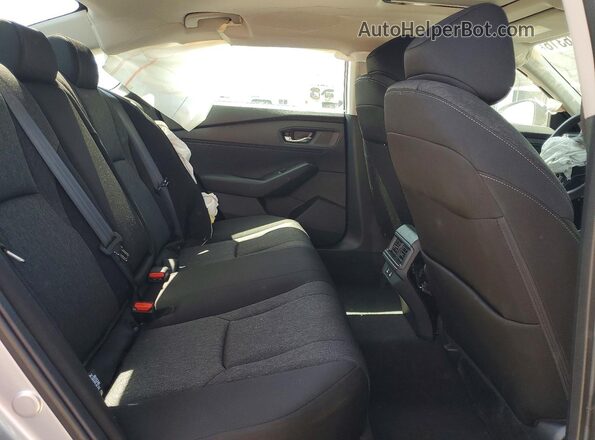 1HGCY1F42TA002547 2026 HONDA ACCORD Silver Vista de los asientos traseros