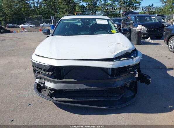 1HGCY1F43SA081998 2025 HONDA ACCORD White Widok z przodu