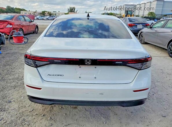 1HGCY1F45SA039705 2025 HONDA ACCORD White უკანა ხედი