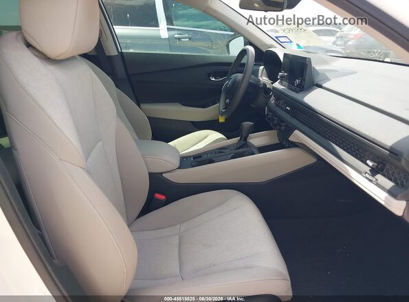 1HGCY1F45SA050462 2025 HONDA ACCORD Белый Вид салона спереди