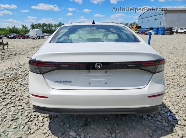 1HGCY1F47TA019750 2026 HONDA ACCORD White უკანა ხედი