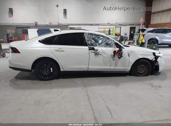 1HGCY1F48SA039004 2025 HONDA ACCORD White Vista interior trasera