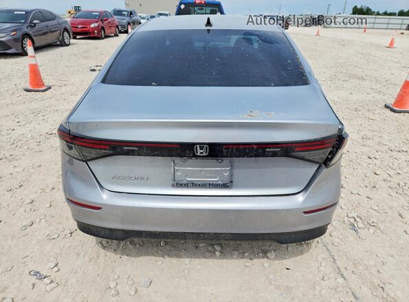 1HGCY1F4XSA021619 2025 HONDA ACCORD Silver Widok z tyłu