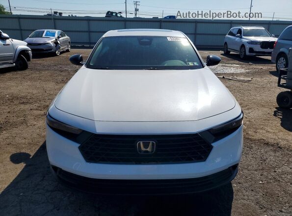 1HGCY2F51RA082138 2024 HONDA ACCORD Белый Вид спереди