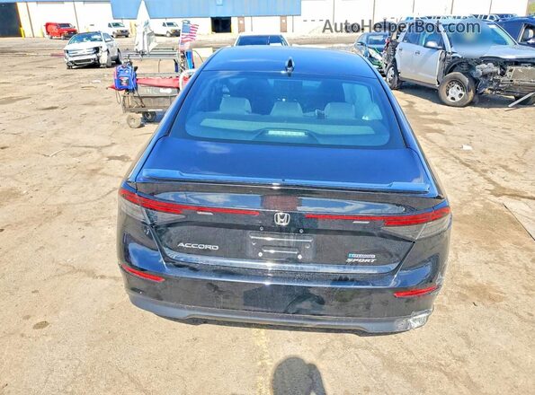 1HGCY2F51SA068892 2025 HONDA ACCORD Black Widok z tyłu