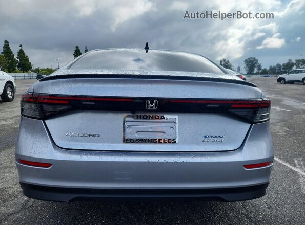 1HGCY2F53SA094667 2025 HONDA ACCORD Silver Вид ззаду