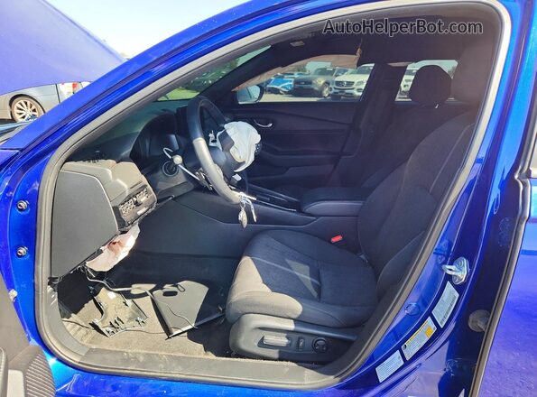 1HGCY2F55PA052184 2023 HONDA ACCORD Blue Front interior view