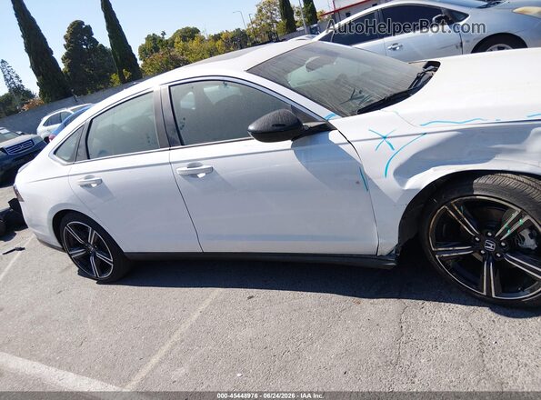1HGCY2F55SA092824 2025 HONDA ACCORD White Սալոնի հետևի տեսք
