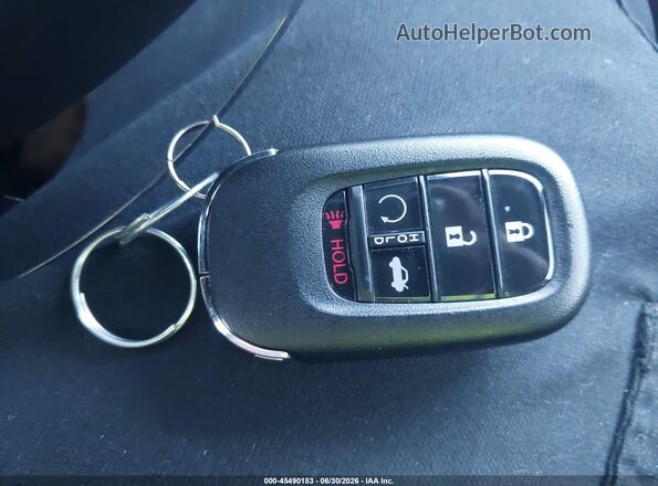 1HGCY2F56SA066586 2025 HONDA ACCORD Silver Vista del salpicadero