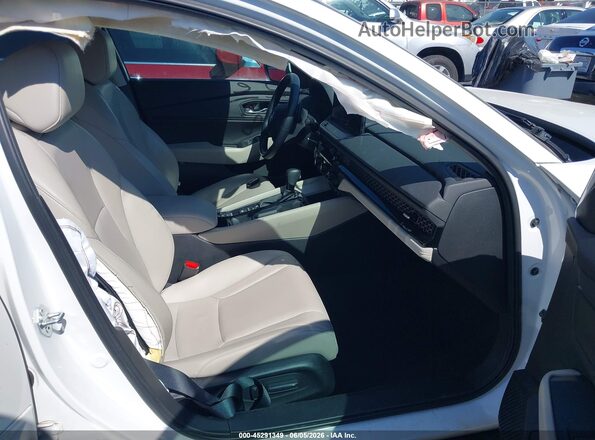 1HGCY2F60RA007407 2024 HONDA ACCORD HYBRID White Widok wnętrza z przodu