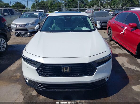 1HGCY2F60RA007407 2024 HONDA ACCORD HYBRID White Widok zestawu wskaźników