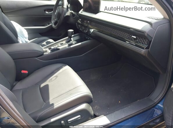 1HGCY2F62TA000868 2026 HONDA ACCORD Dark Blue Вид салона спереди