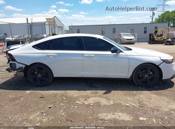 1HGCY2F72RA075149 2024 HONDA ACCORD White 360 interior view