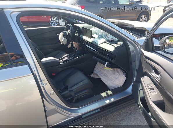 1HGCY2F72SA049317 2025 HONDA ACCORD Серебряный Вид салона спереди
