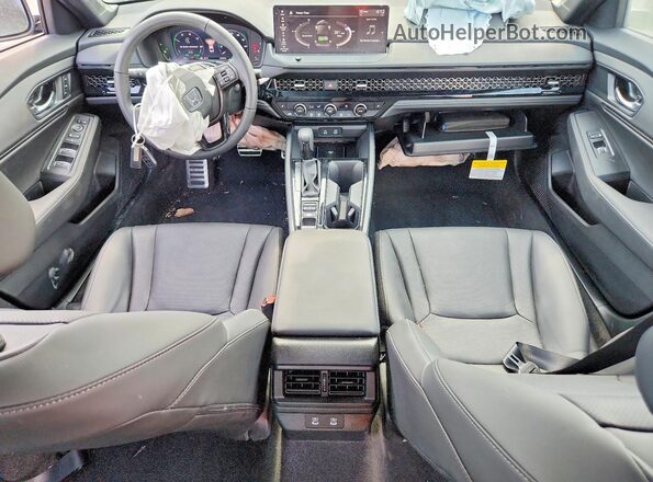 1HGCY2F73TA027490 2026 HONDA ACCORD Silver Вид панелі приладів