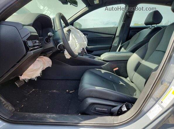 1HGCY2F73TA027490 2026 HONDA ACCORD Silver Вид салону спереду