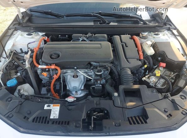 1HGCY2F76RA027881 2024 HONDA ACCORD White Вид задньої частини салону