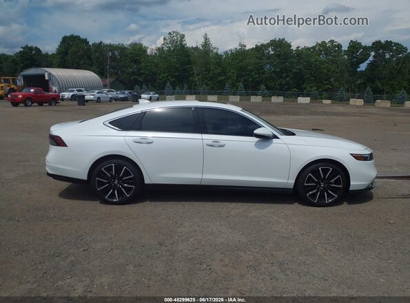 1HGCY2F83SA032213 2025 HONDA ACCORD White Vista interior trasera