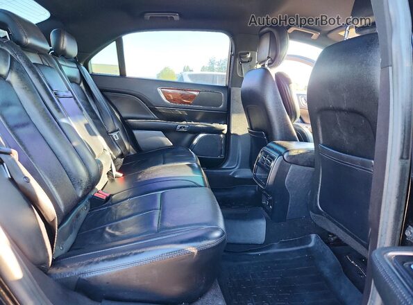1LN6L9TP0H5630657 2017 LINCOLN CONTINENTA Black Rear seats view