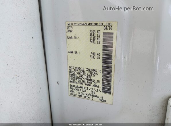 1N4AA6AP0HC377525 2017 NISSAN MAXIMA White Widok komory silnika