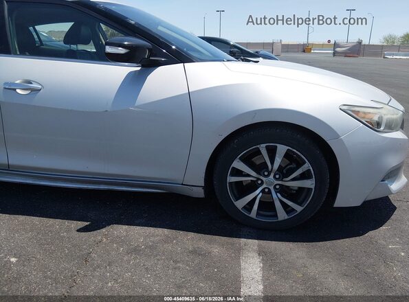 1N4AA6AP1HC368025 2017 NISSAN MAXIMA Silver Front view