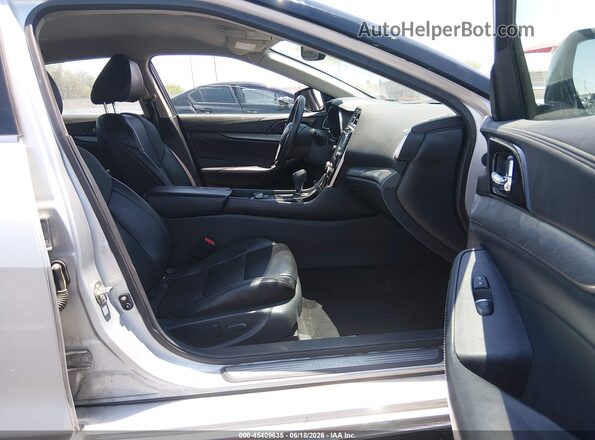 1N4AA6AP1HC368025 2017 NISSAN MAXIMA Silver Front interior view