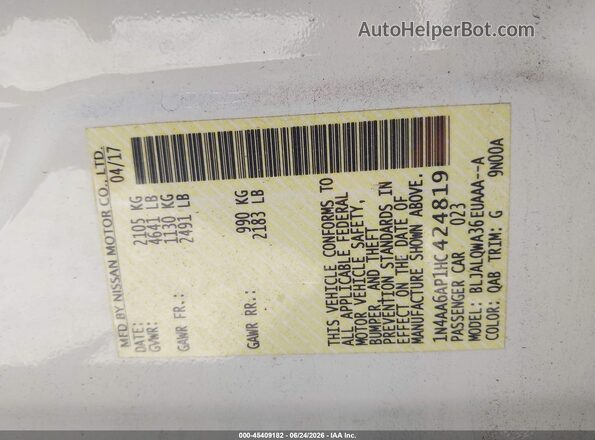 1N4AA6AP1HC424819 2017 NISSAN MAXIMA White Vista del compartimento del motor