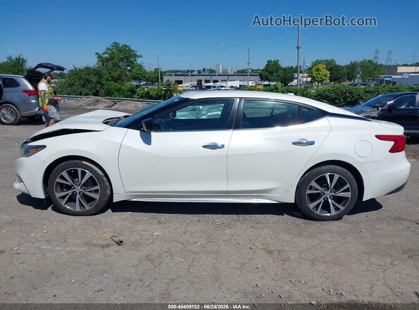 1N4AA6AP1HC424819 2017 NISSAN MAXIMA White Vista interior trasera