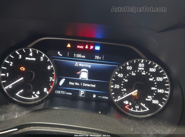 1N4AA6AP2GC378965 2016 NISSAN MAXIMA Maroon Widok tylnych siedzeń