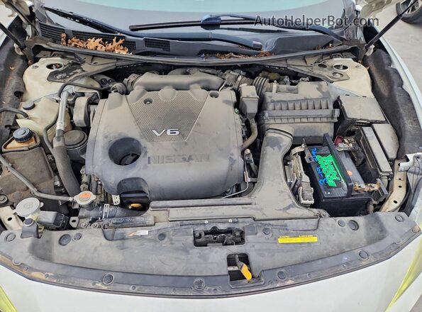 1N4AA6AP3GC446996 2016 NISSAN MAXIMA White Widok wnętrza z tyłu