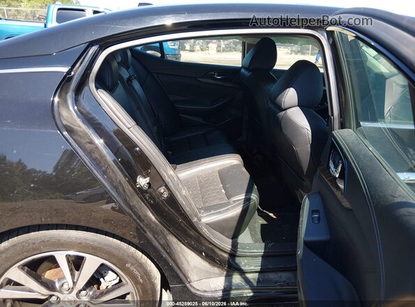 1N4AA6AP3HC395517 2017 NISSAN MAXIMA Black VIN sticker view