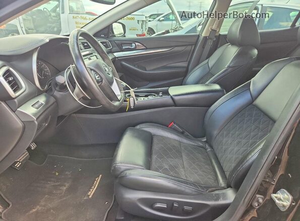 1N4AA6AP3HC420285 2017 NISSAN MAXIMA Black Front interior view