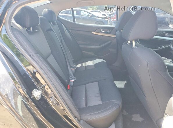 1N4AA6AP3JC409745 2018 NISSAN MAXIMA Black Widok tylnych siedzeń