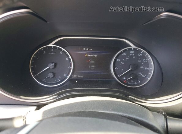 1N4AA6AP3JC409745 2018 NISSAN MAXIMA Black Widok zestawu wskaźników