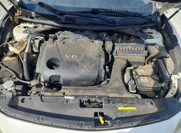1N4AA6AP4GC414770 2016 NISSAN MAXIMA White Rear interior view