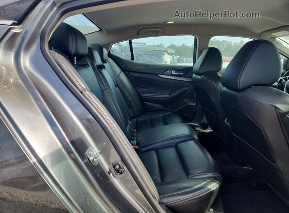 1N4AA6AP4JC376688 2018 NISSAN MAXIMA Gray Rear seats view