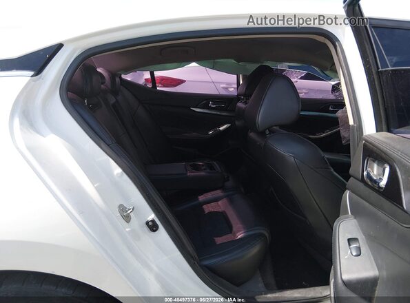 1N4AA6AP6HC449652 2017 NISSAN MAXIMA White Widok naklejki z numerem VIN